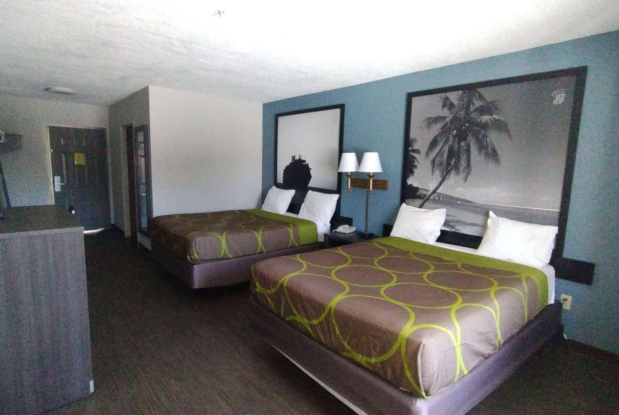Super 8 Motel By Wyndham Near Fort Lauderdale Arpt Dania Beach Zewnętrze zdjęcie