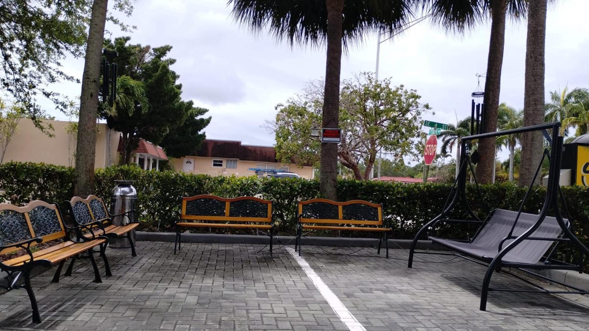 Super 8 Motel By Wyndham Near Fort Lauderdale Arpt Dania Beach Zewnętrze zdjęcie